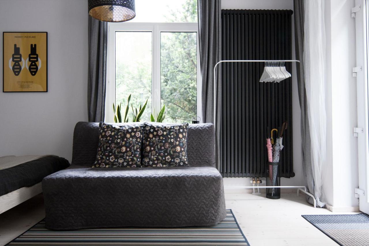 G 6.6 Apartment *